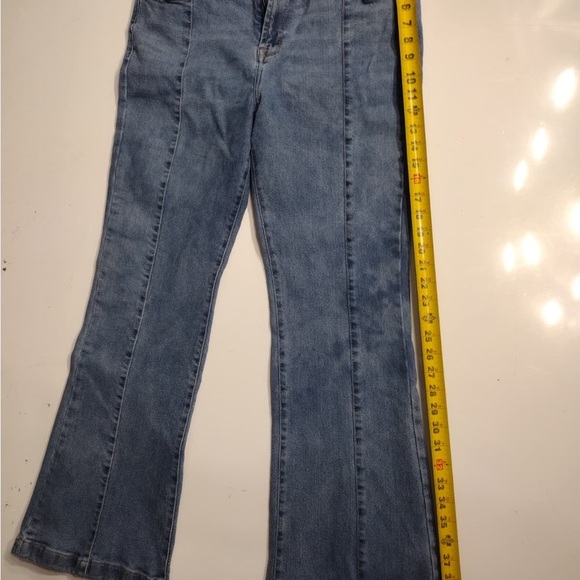 Kensie Classic Blue Women's Jeans size 12x 31 pre owned good condition - Picture 5 of 8